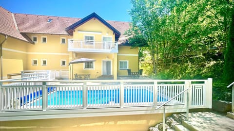 Property building, Balcony/Terrace, Swimming pool