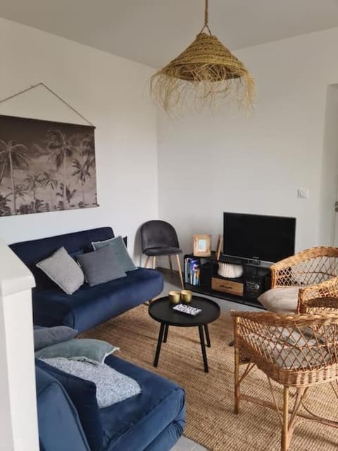 Jolie maison en pierre avec parking privé House in Carnac