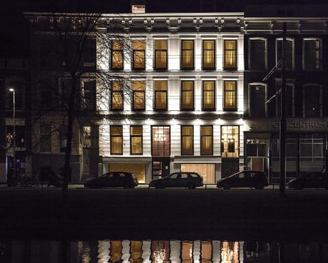 Property building, Facade/entrance, Night, Location