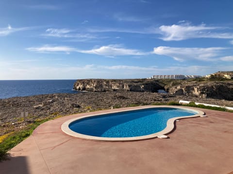 Nearby landmark, Day, Natural landscape, Sea view, Swimming pool