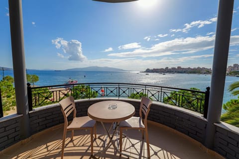 Day, View (from property/room), Seating area, Sea view