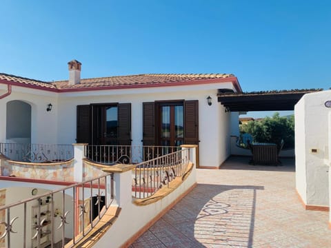 Property building, Balcony/Terrace