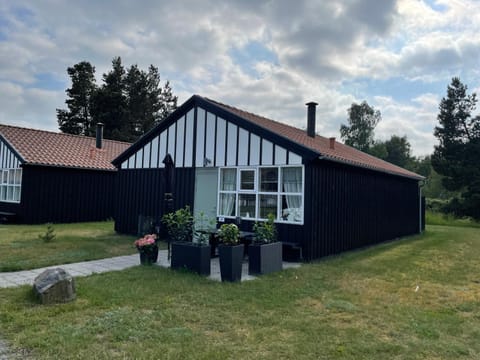 Charmerende sommerhus - 200 m fra stranden House in Væggerløse