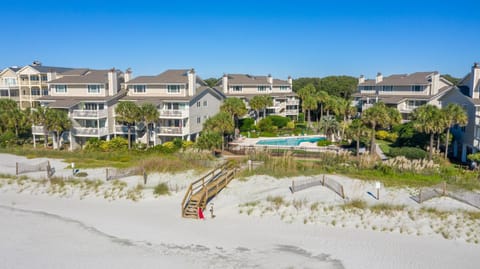 Property building, Beach, Swimming pool