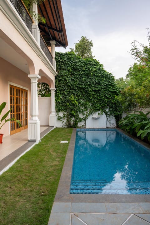 Property building, Patio, Spring, Day, Garden, Garden view, Pool view, Swimming pool