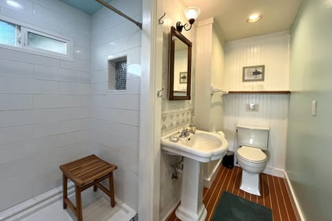 318 Lindo Ave House in Balboa Peninsula