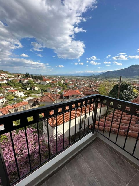 Day, View (from property/room), Mountain view