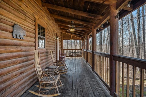 Bear Necessities located near East Port Marina & Dale Hollow House in Tennessee