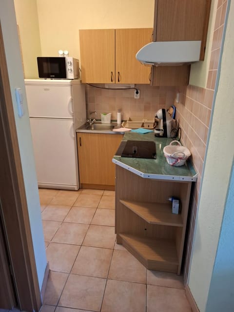 Flora Apartman Sutivan Apartment in Split-Dalmatia County