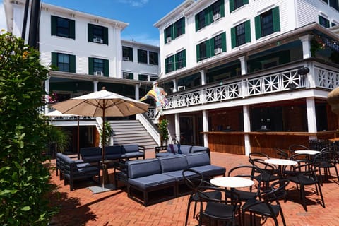 Property building, Balcony/Terrace