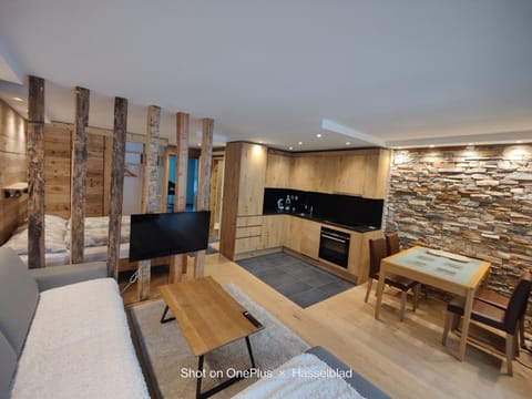Haus Cristal - 1441m Apartment in Canton of Valais