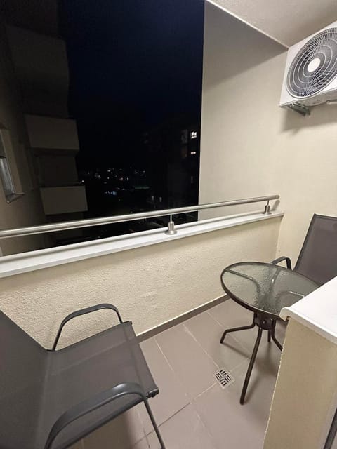 Night, View (from property/room), Balcony/Terrace