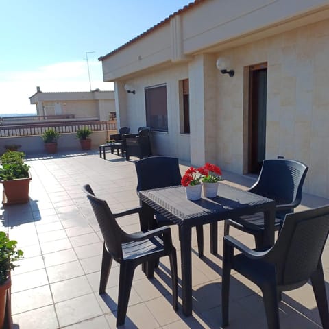 Balcony/Terrace, Balcony/Terrace