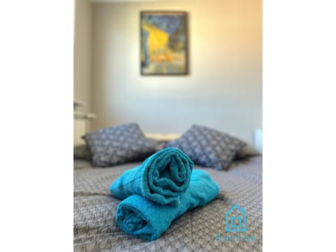 Van Gogh Room - 10 Minutes to Gdańsk Old Town & Sea Vacation rental in Gdansk