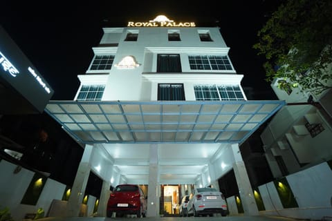 Property building, Facade/entrance, Night, Parking