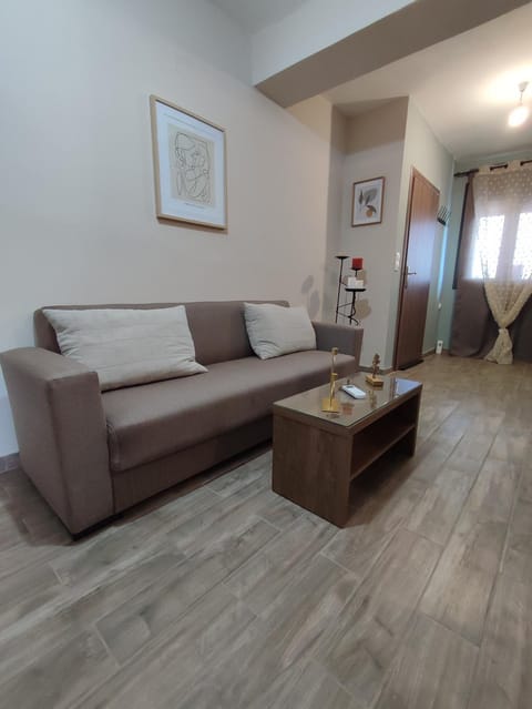 Aithra 2 Apartment in Arcadia, Greece