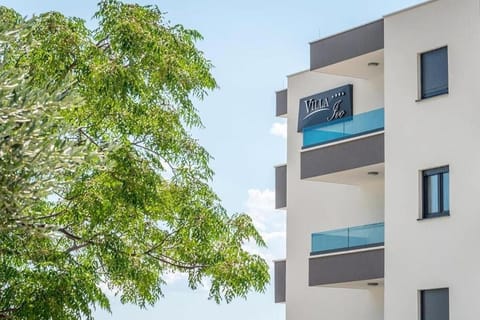 Logo/Certificate/Sign