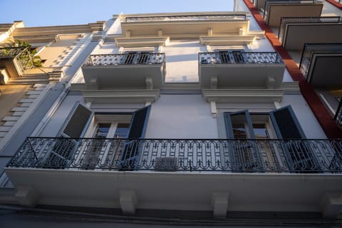 Property building, Balcony/Terrace