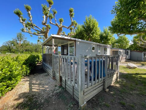 International Camping Ardèche Campground/
RV Resort in Vallon-Pont-d'Arc