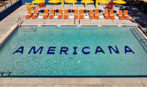 Swimming pool, sunbed