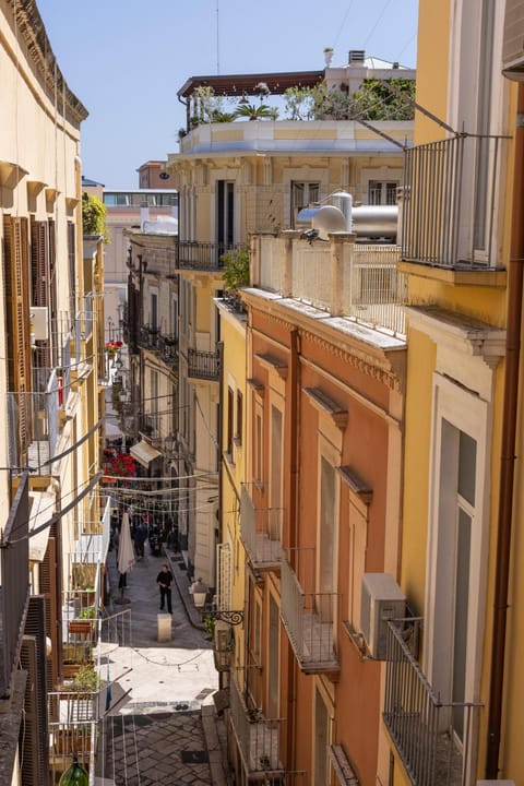 Property building, Neighbourhood, City view, Street view