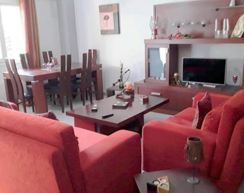 TV and multimedia, Living room, Seating area, Dining area, Evening entertainment