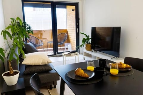 3h,k,p - Keskellä Tamperetta kaunis parvekkeellinen uusittu kolmio Apartment in Finland