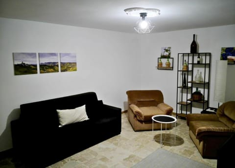 Attico Dogliani Centro LanghExplorer Apartment in Liguria
