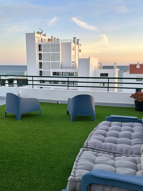 Day, Balcony/Terrace, Balcony/Terrace, Seating area