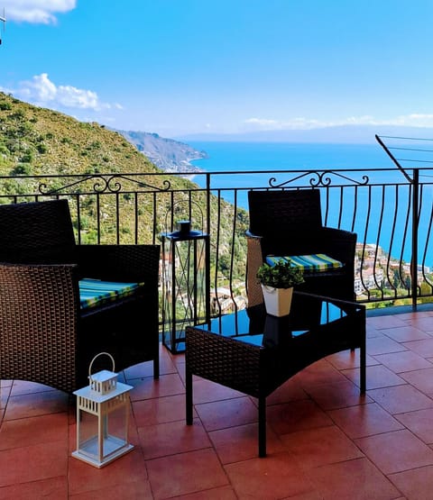 Patio, Natural landscape, View (from property/room), Balcony/Terrace, Mountain view, Sea view