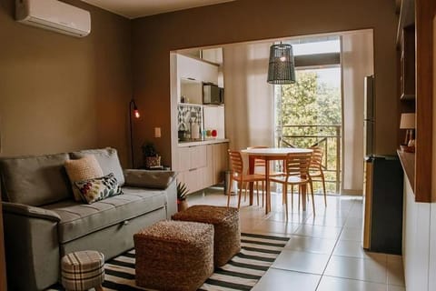 Living room, Dining area, air conditioner