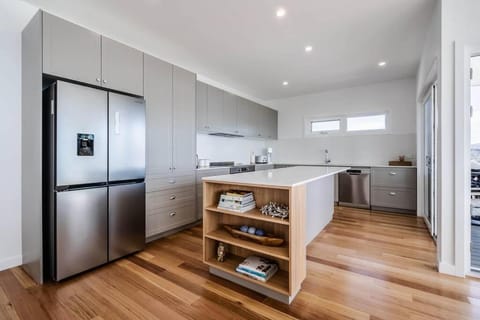 The Lookout Bay of Fires House in Binalong Bay
