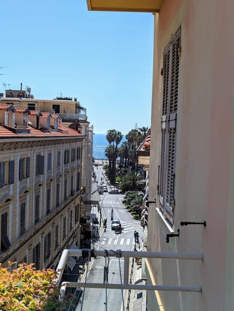 Property building, Neighbourhood, Summer, View (from property/room), City view, Sea view, Street view, Shopping Area, Seasons