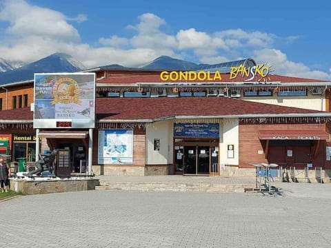 Lovely private apartment in Belelvedre Apartment in Bansko