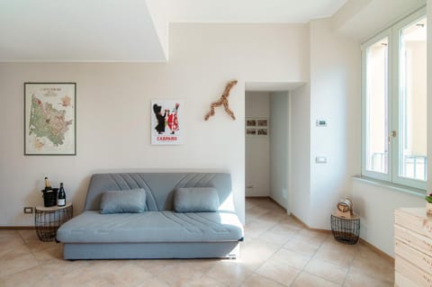 Bed, Living room, Seating area