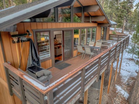 Carnelian Bay Retreat with Deck & Bonus Room House in Tahoe Vista