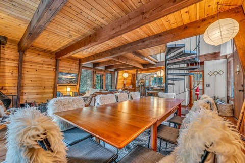 The Haus of Pine A Vintage Tahoe Cabin Cabin in Tahoe City