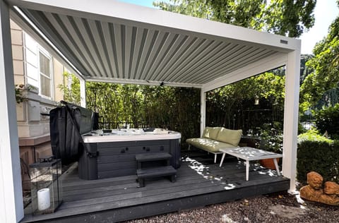 Day, Garden, Hot Tub, Hot Tub, Garden view