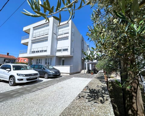 The Martinez Holiday House - Zadar Apartment in Zadar