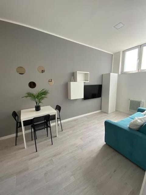 TV and multimedia, Living room, Photo of the whole room, Seating area
