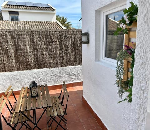 Patio, Off site, Day, Balcony/Terrace