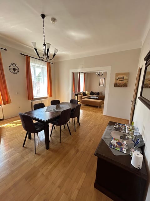 Große Ferienwohnung Apartment in Klagenfurt
