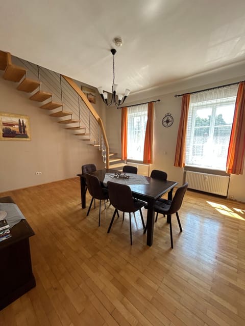 Große Ferienwohnung Apartment in Klagenfurt