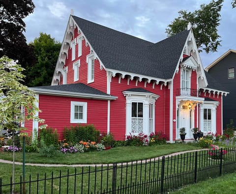 Property building, Garden