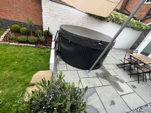 Central Cottage, Hot Tub House in Stratford-upon-Avon