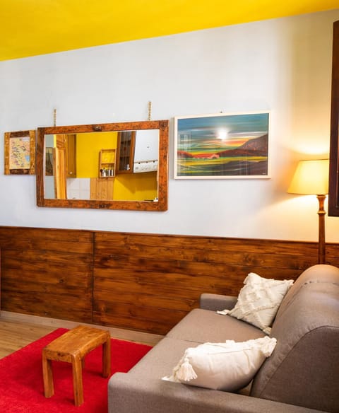 la porta di destra Apartment in Foiano della Chiana