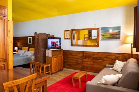 la porta di destra Apartment in Foiano della Chiana