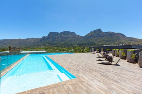 Pool view, Swimming pool