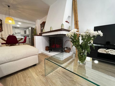 TV and multimedia, Living room, Seating area