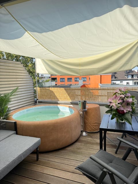 Patio, Hot Tub, Hot Tub, View (from property/room), Balcony/Terrace, Balcony/Terrace, Pool view, Swimming pool, sunbed